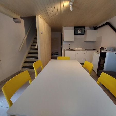 Apartmaji Hedera Komen Extérieur photo