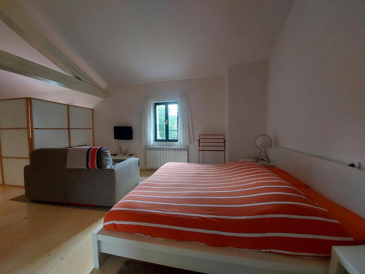 Apartmaji Hedera Komen Extérieur photo